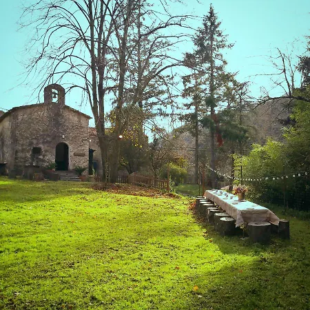 El Pati De L'ermita Chalet
